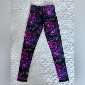 Terez DuoKnit Activewear - Leggings in FLORAL NOIR